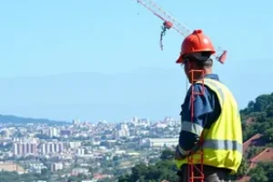 Osasco lidera abertura de vagas com 94 mil contratações